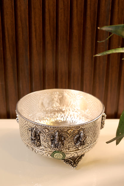 Ratnakosha – Brass Urli